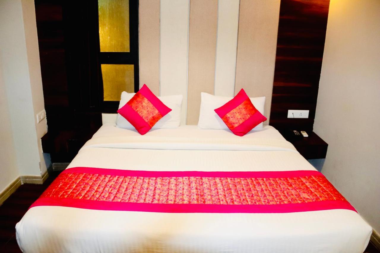 Hotel Magic Tree Karol Bagh Metro Station New Delhi Экстерьер фото