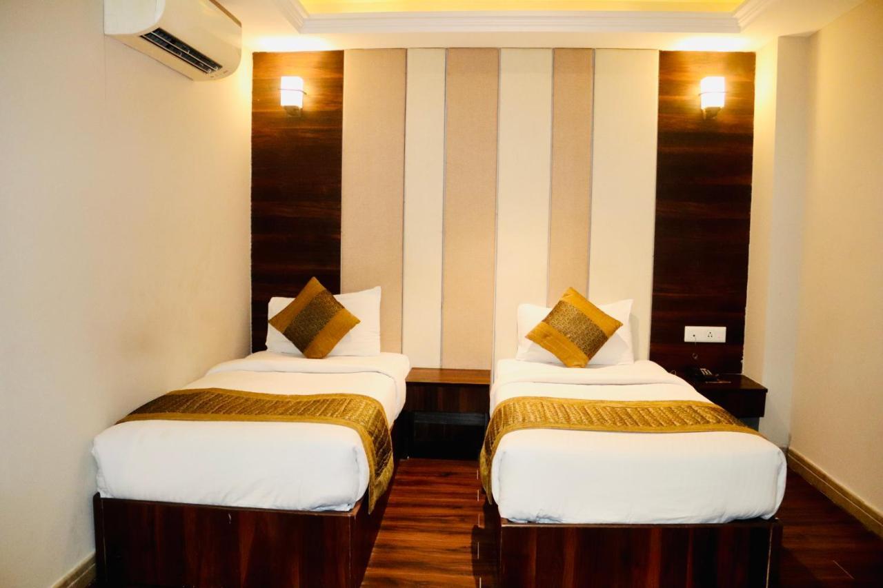 Hotel Magic Tree Karol Bagh Metro Station New Delhi Экстерьер фото