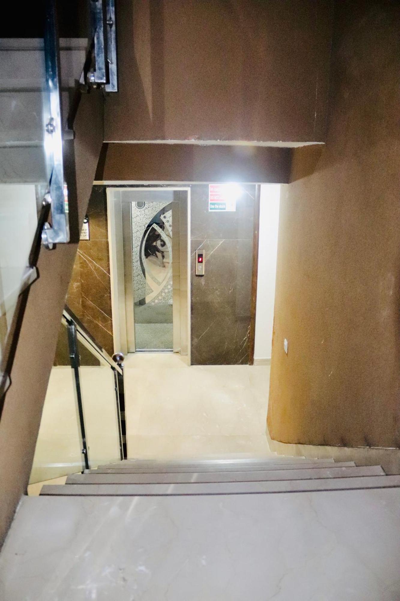 Hotel Magic Tree Karol Bagh Metro Station New Delhi Экстерьер фото